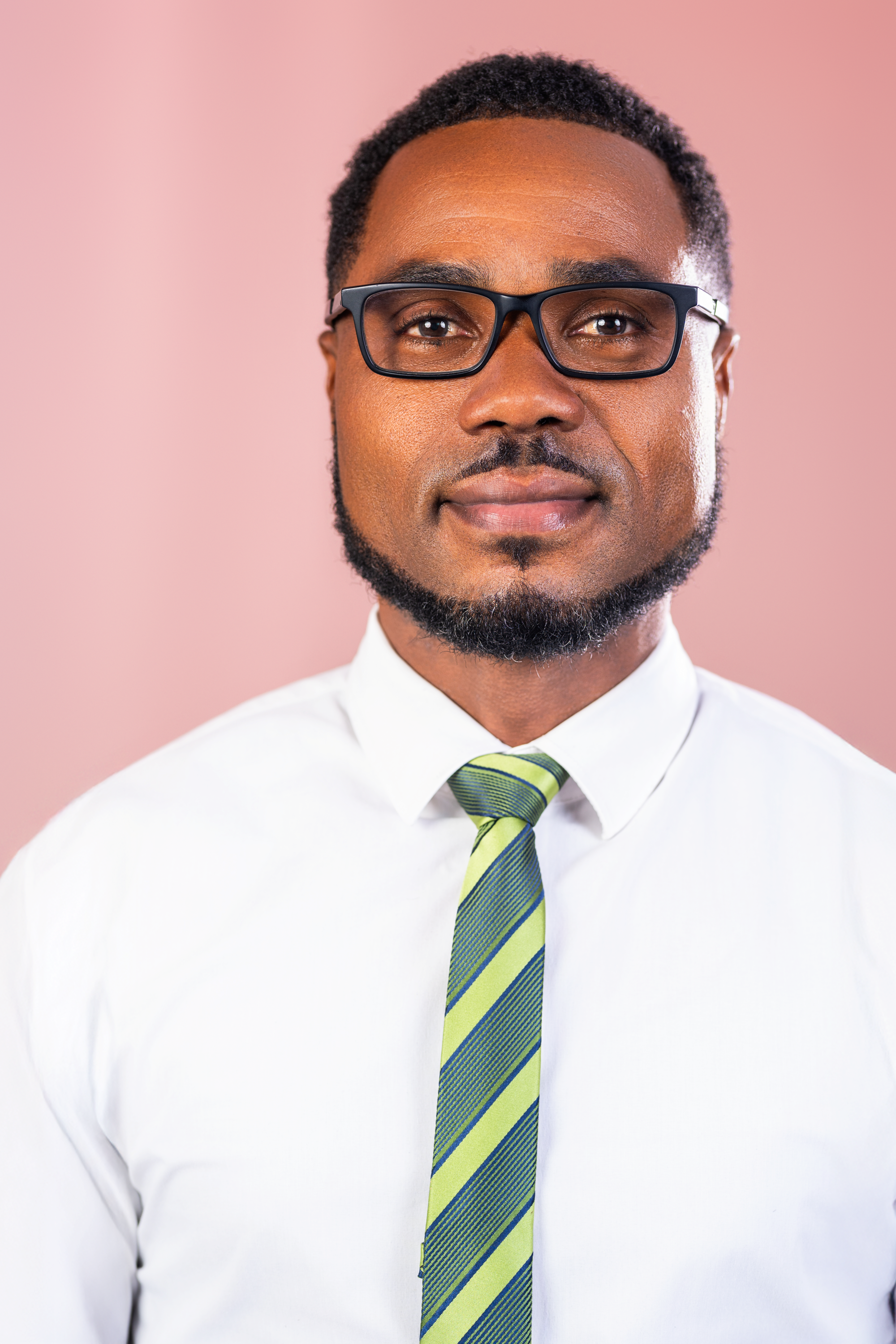 Mr. Kenneth Albert
